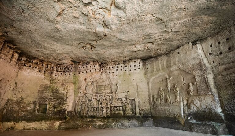 La Grotte du Jugement Dernier à Brantôme